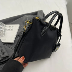 Bolsa Tiracolo Giuliana™ - Tendência Atemporal